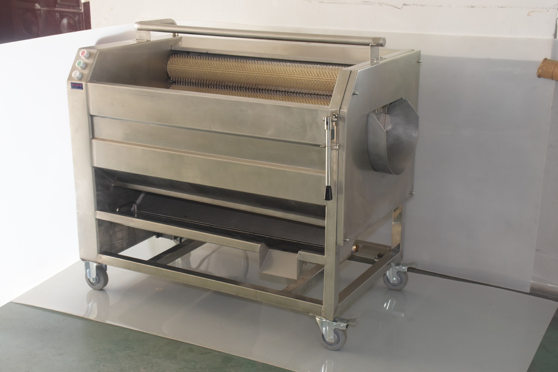GL-1500 Potato peeler