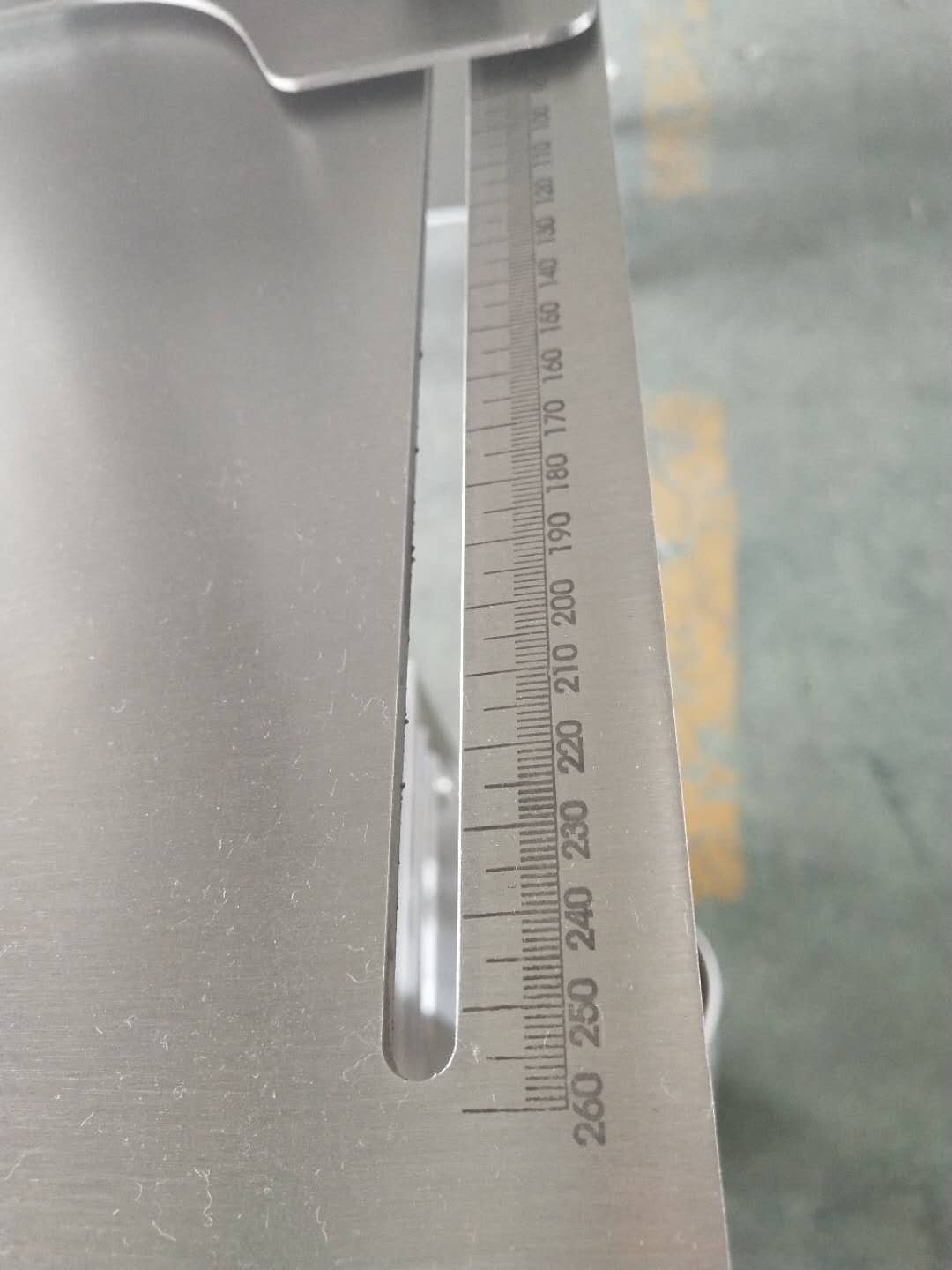 GL-2400 Bone saw